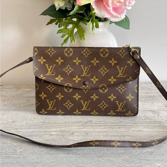 SOLD❌Authentic LOUIS VUITTON Monogram Double Rabat Shoulder bag/ Pochette - Picture 3 of 15